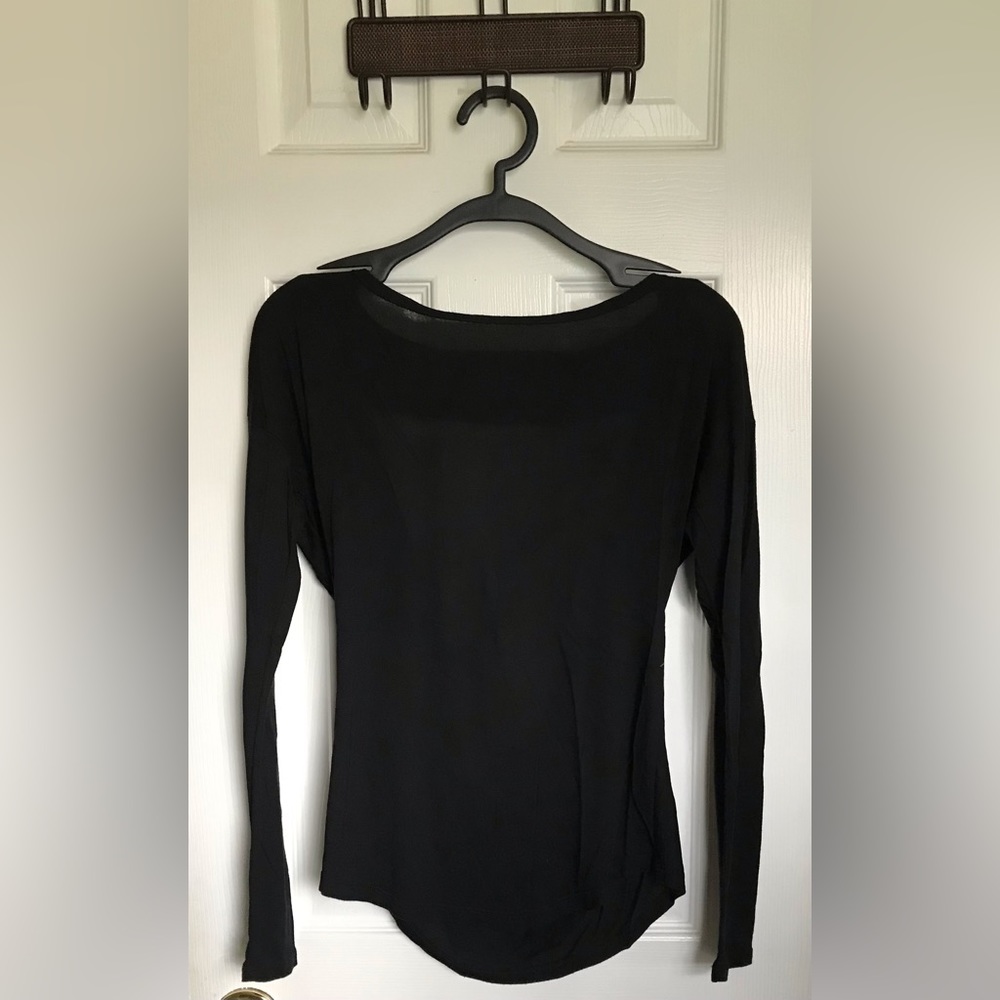 Long sleeve t-shirt